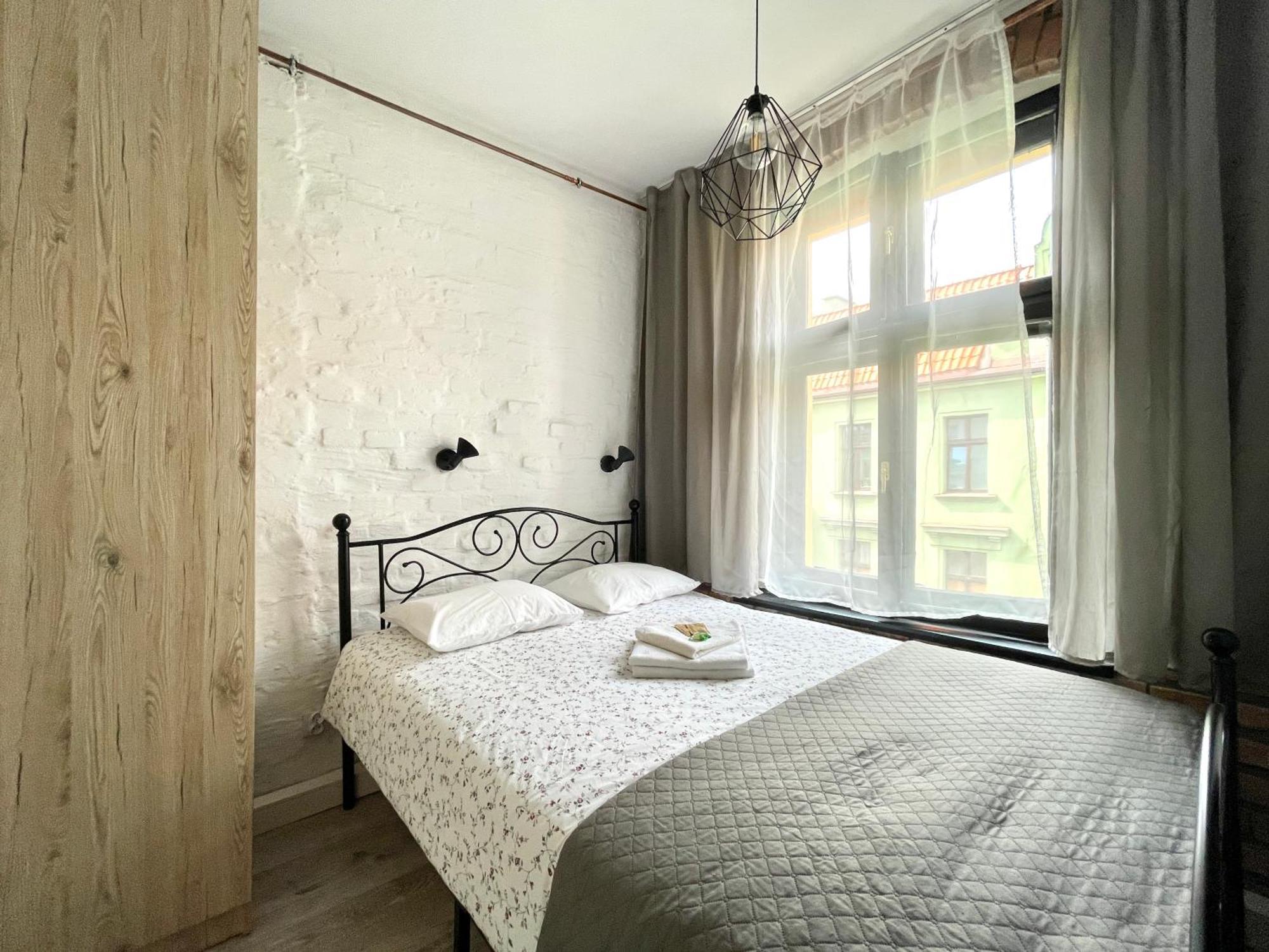 Copernicus Street Apartment - Twin Peaks ทอรูน ภายนอก รูปภาพ