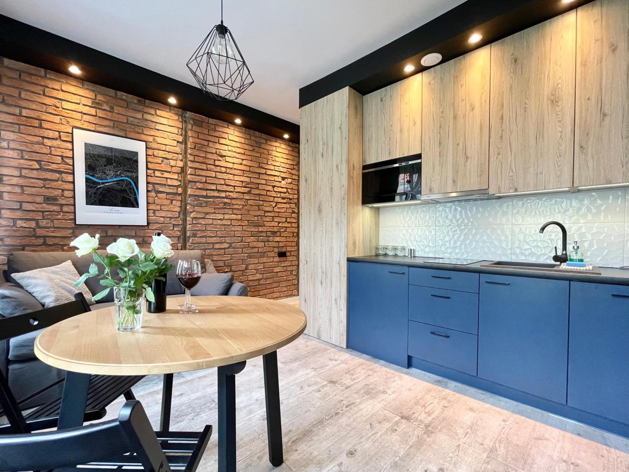 Copernicus Street Apartment - Twin Peaks ทอรูน ภายนอก รูปภาพ